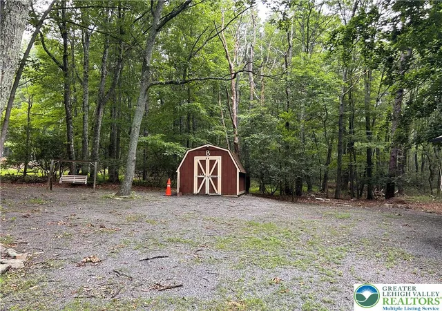 13th image of 1507 Upper Valley Rd, Effort, PA 18330 | MLS# 781709