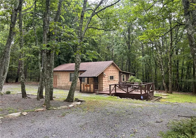 1st image of 1507 Upper Valley Rd, Effort, PA 18330 | MLS# 781709