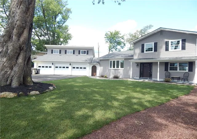 1st image of 5833 Hill Dr, Upper Macungie Twp, PA 18104 | MLS# 781797