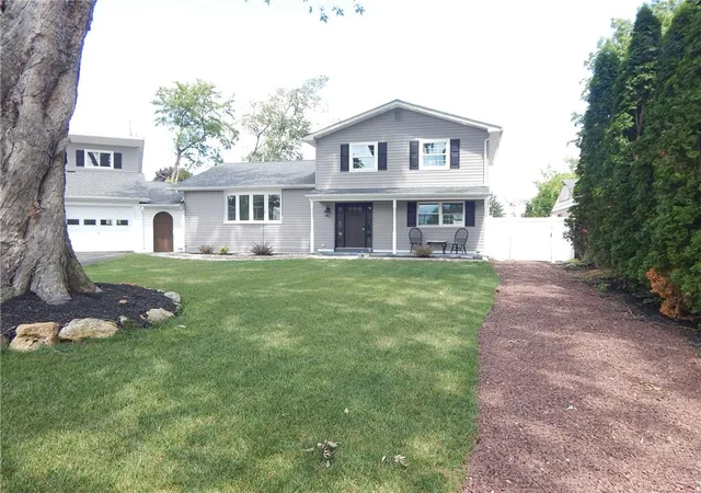 4th image of 5833 Hill Dr, Upper Macungie Twp, PA 18104 | MLS# 781797