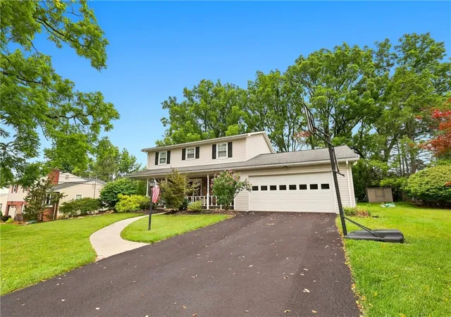 2nd image of 1031 N 7th St, Emmaus, PA 18049 | MLS# 781733