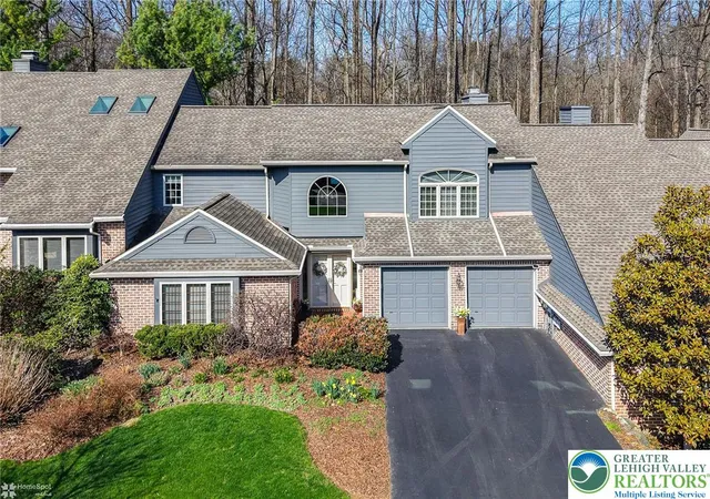 Photo 2 of Townhouse for sale at 2820 Sheffield Dr, Emmaus, PA 18049 | MLS# 775507 | Listing updated on 2026-08-03