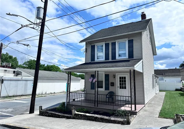 1st image of 341 Peach St, Catasauqua, PA 18032 | MLS# 781792