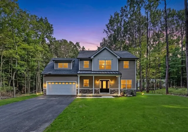 2nd image of 128 Gumwood Ln, Polk Twp, PA 18058 | MLS# 781842