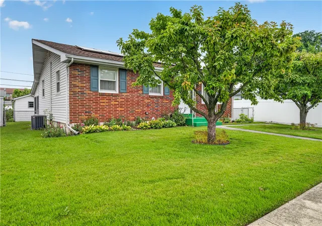 5th image of 1407 E Livingston St, Allentown City, PA 18109 | MLS# 781844