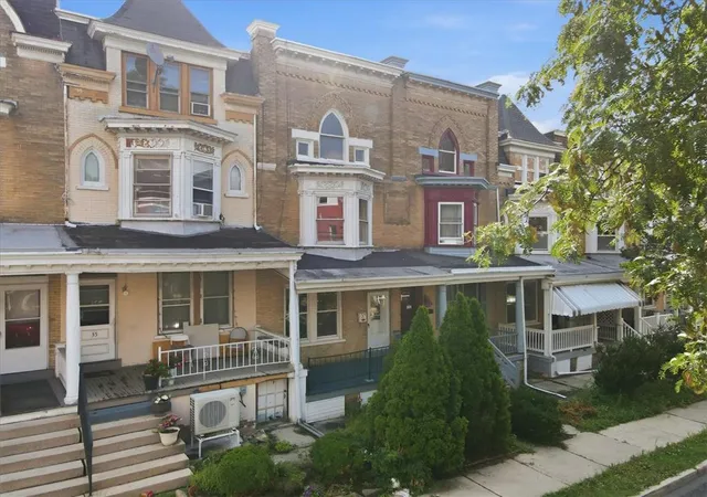 3rd image of 37 Franklin St, Allentown City, PA 18102 | MLS# 781855