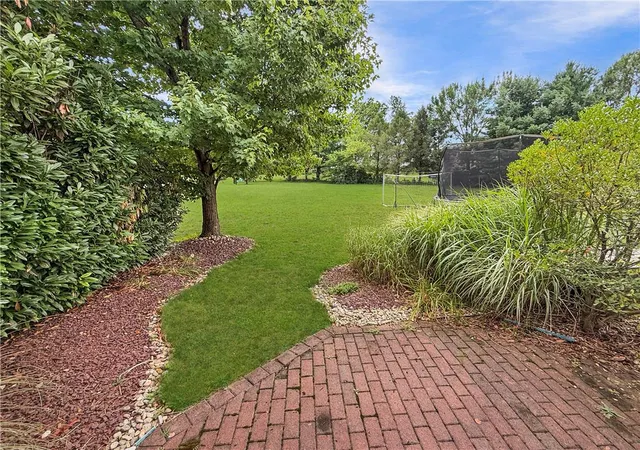 24th image of 5612 Stonecroft Ln, Allentown, PA 18106 | MLS# 781798