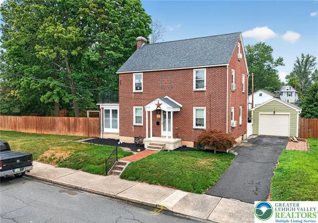 3rd image of 315 New St, Quakertown, PA 18951 | MLS# 781841