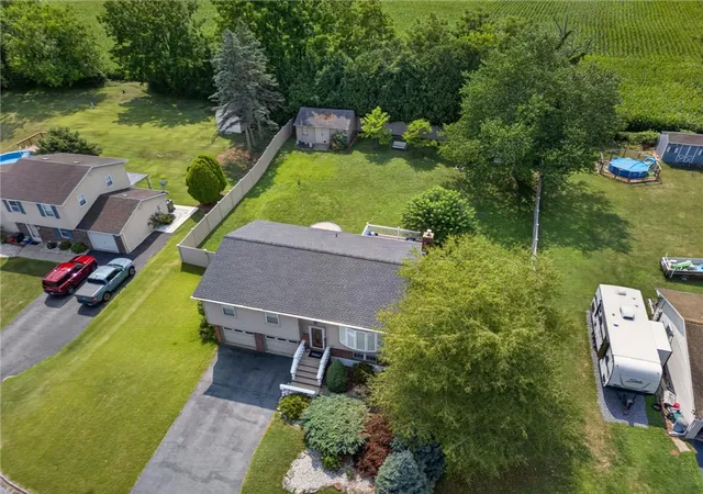 2nd image of 5429 Monocacy Dr, Bethlehem, PA 18017 | MLS# 781838