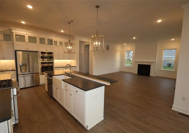 2nd image of 5713 Frederick Dr, Bethlehem, PA 18017 | MLS# 781891