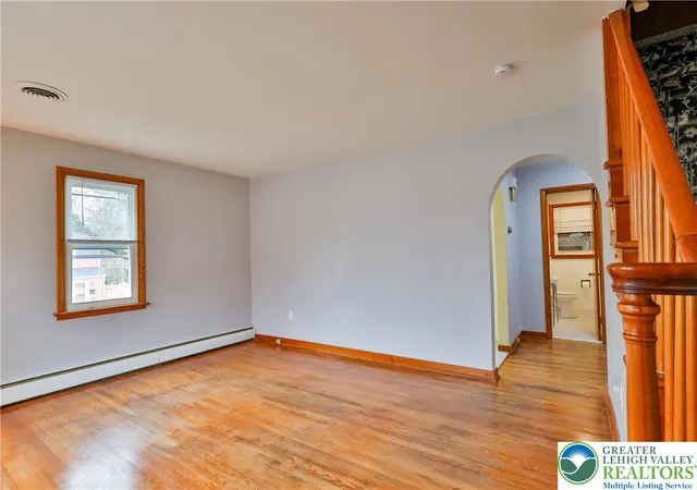 4th image of 336 E Market St, Bethlehem, PA 18018 | MLS# 781892