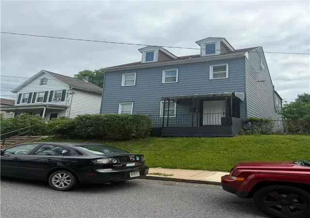 2nd image of 211 Wilkes Barre St, Easton, PA 18042 | MLS# 781914