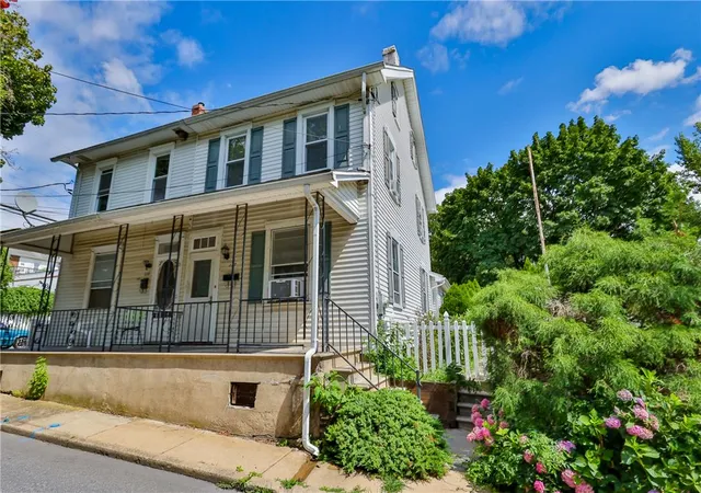 1st image of 117 School St, Catasauqua, PA 18032 | MLS# 781949