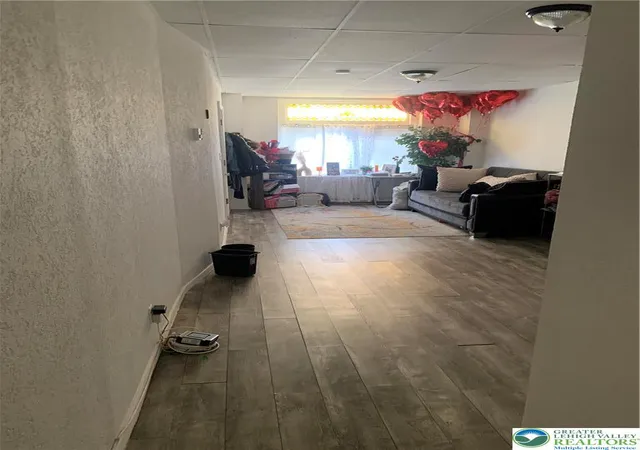 Listing Photo 4 - Condo for sale in building located at 543 N 7th St, Allentown, PA 17046