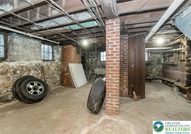 54th image of 134 Broadway, Bangor, PA 18013 | MLS# 781928