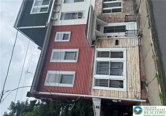 1st image of 515 N 3rd St, Pottsville, PA 17901 | MLS# 779617