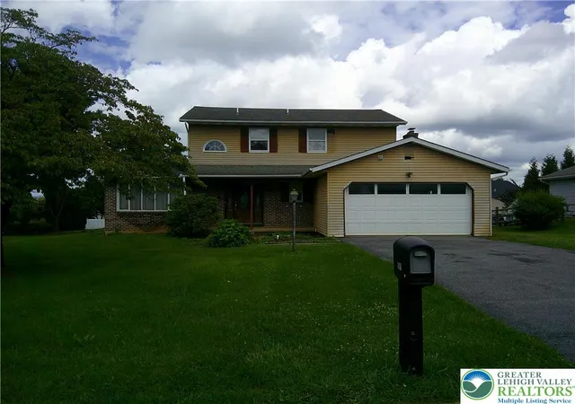 1st image of 901 Apple Blossom Rd, Easton, PA 18040 | MLS# 782080