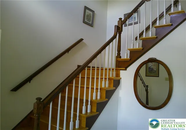 4th image of 901 Apple Blossom Rd, Easton, PA 18040 | MLS# 782080