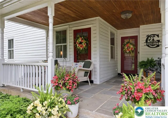 2nd image of 2505 Black River Rd, Bethlehem, PA 18015 | MLS# 782055