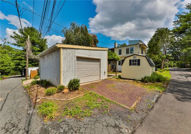 46th image of 30 S Muhlenberg St, Allentown City, PA 18104 | MLS# 782083