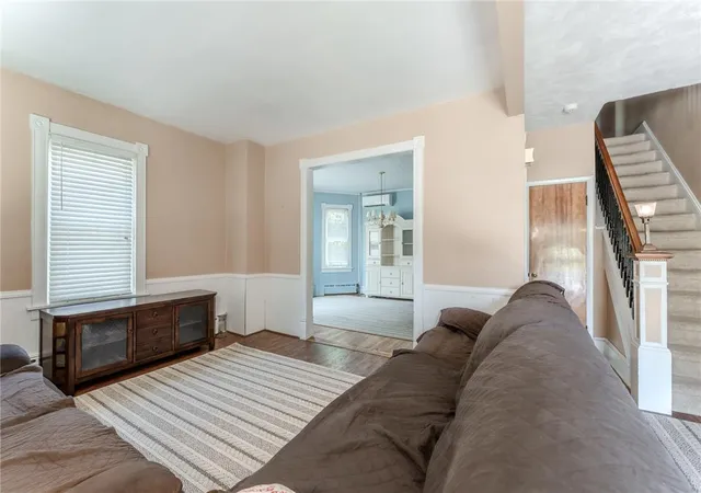 Photo 5 of Single family home for sale at 621 Broad St, Tatamy Boro, PA 18085 | MLS# 782134 | Listing updated on 2026-08-05