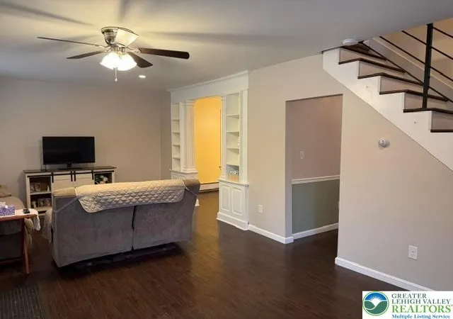 4th image of 344 Port Clinton Ave, Hamburg, PA 19526 | MLS# 781856