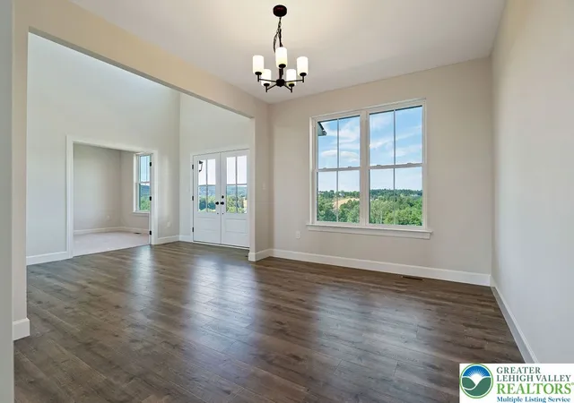 Photo 4 of Sale Pending at 5043 Chapmans Rd, Allentown, PA 18104 | MLS# 782164 | Listing updated on 2026-08-29