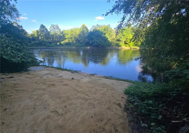 12th image of 39 N Delaware Dr, Easton, PA 18042 | MLS# 782183