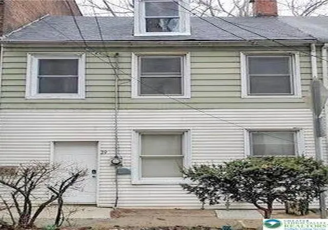 1st image of 39 N Delaware Dr, Easton, PA 18042 | MLS# 782183