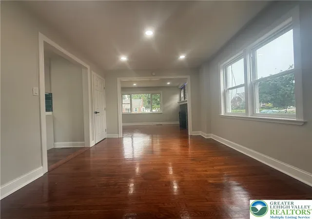 5th image of 2309 W Washington St, Allentown, PA 18104 | MLS# 782191