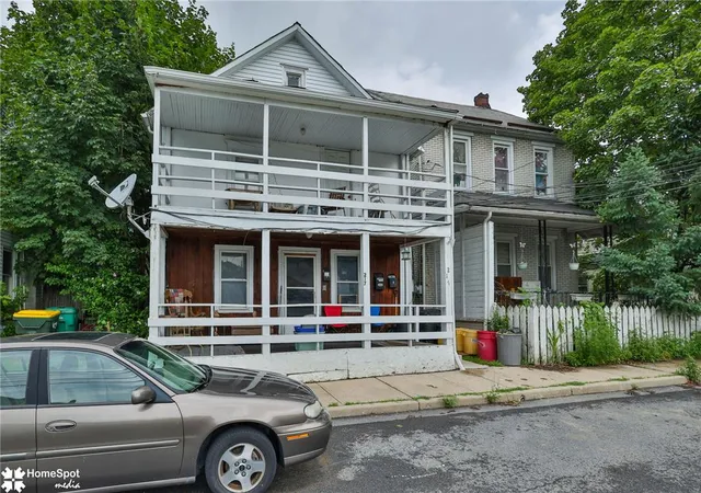 3rd image of 217 Pen Argyl St, Pen Argyl, PA 18072 | MLS# 782008