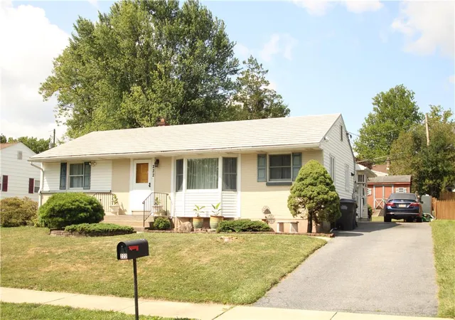 3rd image of 222 N Scenic St, Allentown, PA 18104 | MLS# 782041