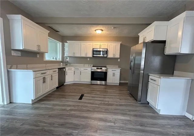 4th image of 110 Front St, Catasauqua, PA 18032 | MLS# 782215