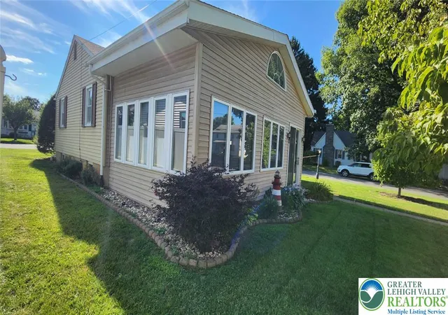 34th image of 1553 N26th St, Allentown, PA 18104 | MLS# 782139