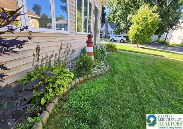 4th image of 1553 N26Th St, Allentown, PA 18104 | MLS# 782139