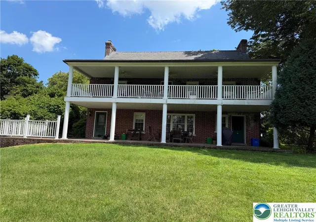 Photo 4 of Single family home for sale at 1841 Main St, Bethlehem, PA 18017 | MLS# 782304 | Listing updated on 2026-08-28