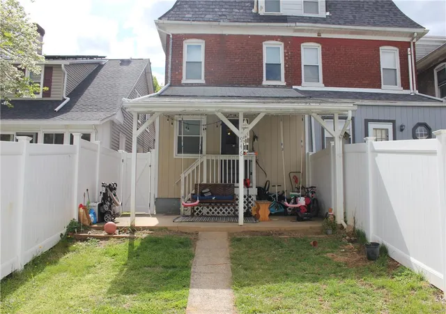 Photo 21 of Townhouse for sale at 946 S 24th Street, Easton, PA 18042 | MLS# 782241 | Listing updated on 2026-08-07