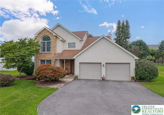 Photo 2 of Single family home for sale at 2243 Apple Rd, Fogelsville, PA 18051 | MLS# 782154 | Listing updated on 2026-10-12
