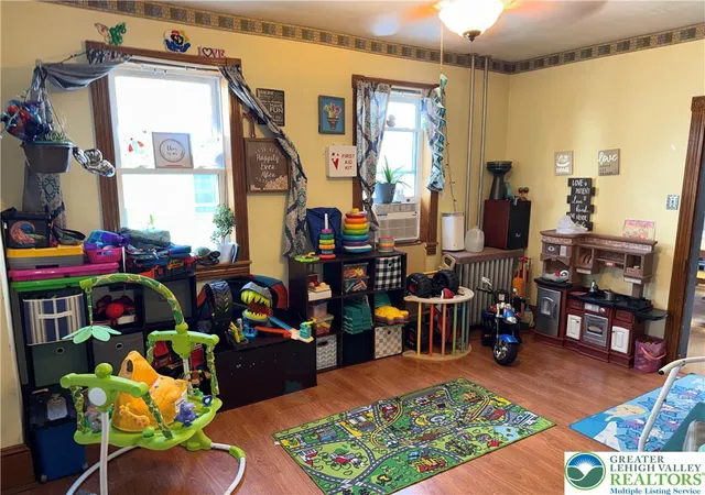 Photo 4 of Single family home for sale at 246 E Ludlow St, Summit Hill, PA 18250 | MLS# 782595 | Listing updated on 2026-08-28