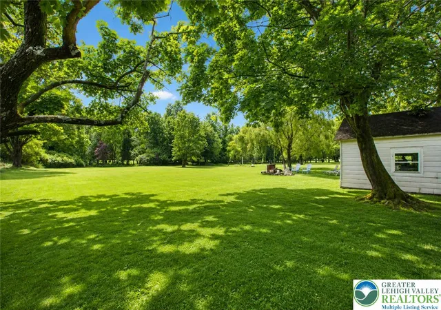 Photo 4 of Single family home for sale at 1294 Seifert Rd, Nazareth, PA 18064 | MLS# 781821 | Listing updated on 2026-08-27