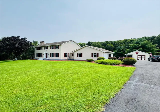 Photo 1 of Single family home for sale at 118 Crabapple Ln, East Stroudsburg, PA 18301 | MLS# 782650 | Listing updated on 2026-08-27