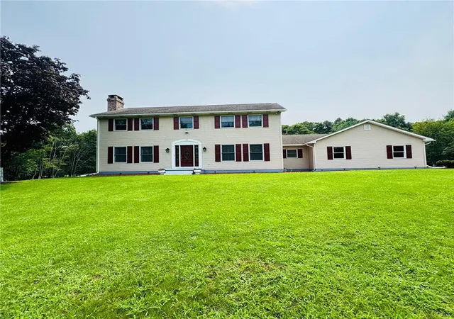 Photo 4 of Single family home for sale at 118 Crabapple Ln, East Stroudsburg, PA 18301 | MLS# 782650 | Listing updated on 2026-08-27