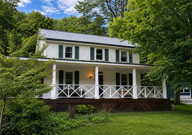 Photo 1 of Single family home for sale at 120 Hidden Holw, Stroudsburg, PA 18360 | MLS# 782701 | Listing updated on 2026-09-01