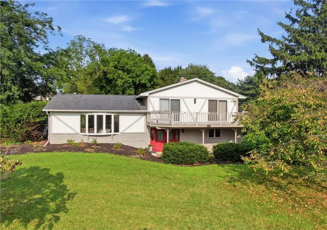 Photo 2 of Single family home for sale at 4673 Steven Ln, Walnutport, PA 18088 | MLS# 782981 | Listing updated on 2026-09-01