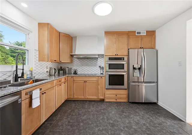 Photo 4 of Single family home for sale at 4673 Steven Ln, Walnutport, PA 18088 | MLS# 782981 | Listing updated on 2026-09-01