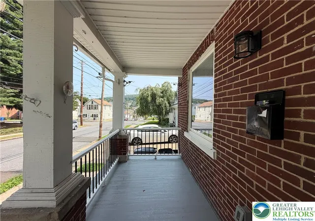 Photo 2 of Single family home for sale at 712 N Bishopthorpe St, Fountain Hill, PA 18015 | MLS# 783017 | Listing updated on 2026-08-29