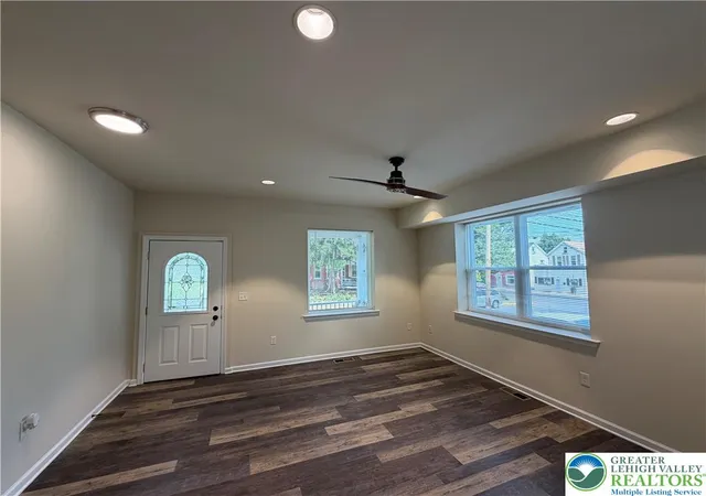 Photo 3 of Single family home for sale at 712 N Bishopthorpe St, Fountain Hill, PA 18015 | MLS# 783017 | Listing updated on 2026-08-29