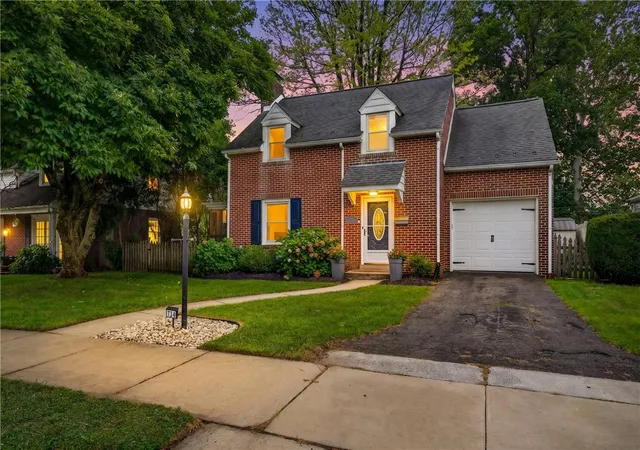 Photo 3 of Sale Pending at 734 N 24th Street, Allentown, PA 18104 | MLS# 782918 | Listing updated on 2026-08-29