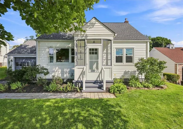 Photo 2 of Sale Pending at 2613 Hermitage Ave, Easton, PA 18045 | MLS# 783092 | Listing updated on 2026-08-28
