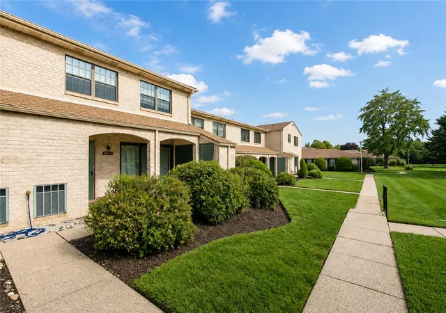 Photo 2 of Sale Pending at 2874 Aronimink Pl, Macungie, PA 18062 | MLS# 783049 | Listing updated on 2026-10-09